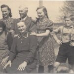 Erinnern Gailtal, historische Fotoaufnahme der Familie Wutti Grafenauer im Lager Frauenaurach